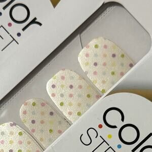 New Color Street “Good Egg” Spring Pastel Dot Nail Strips